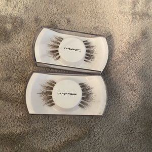 Brand New Set Of 2 Mac Lashes A52